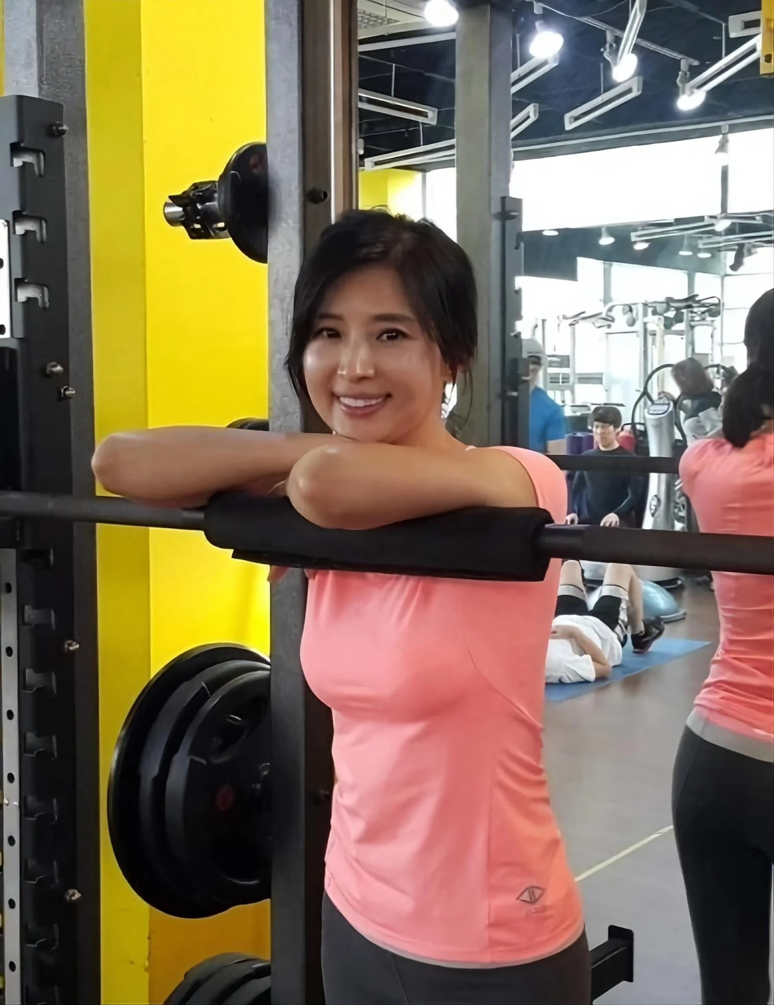 47yo milf picture 4 of 7