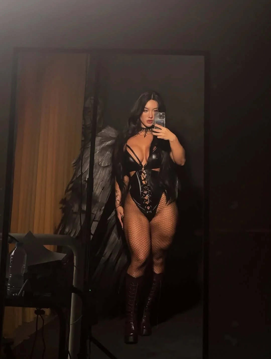 Ju a Nam as an angel picture 1 of 1