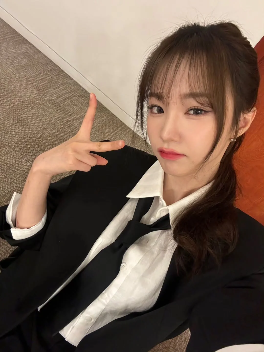 Wooah Nana picture 3 of 5