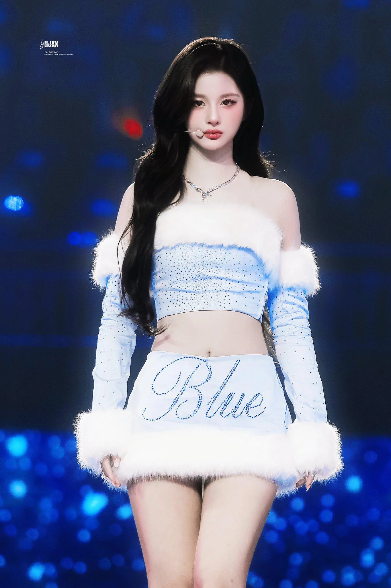 NMIXX Sullyoon picture 1 of 1