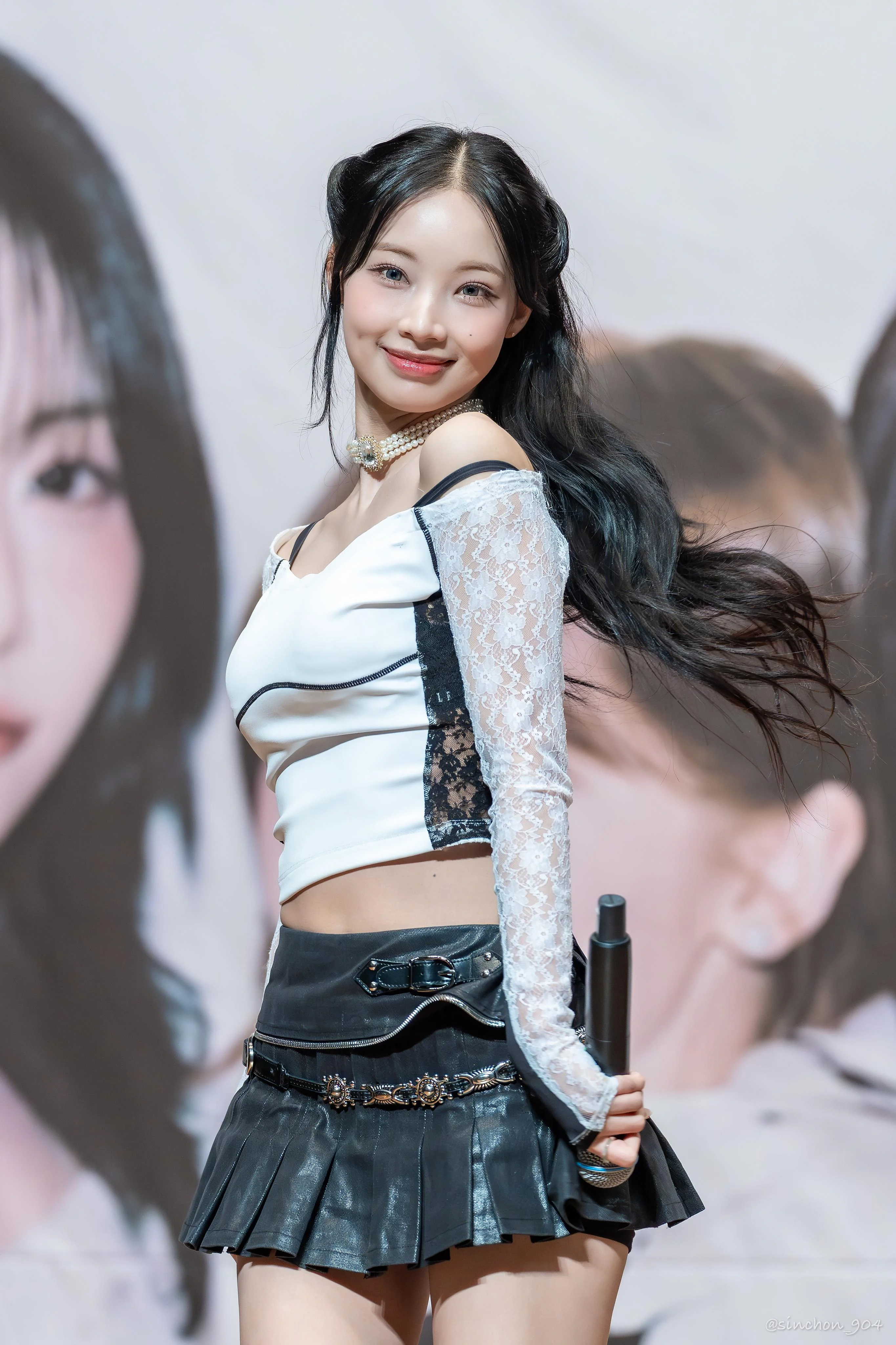 RESCENE Woni picture 1 of 1