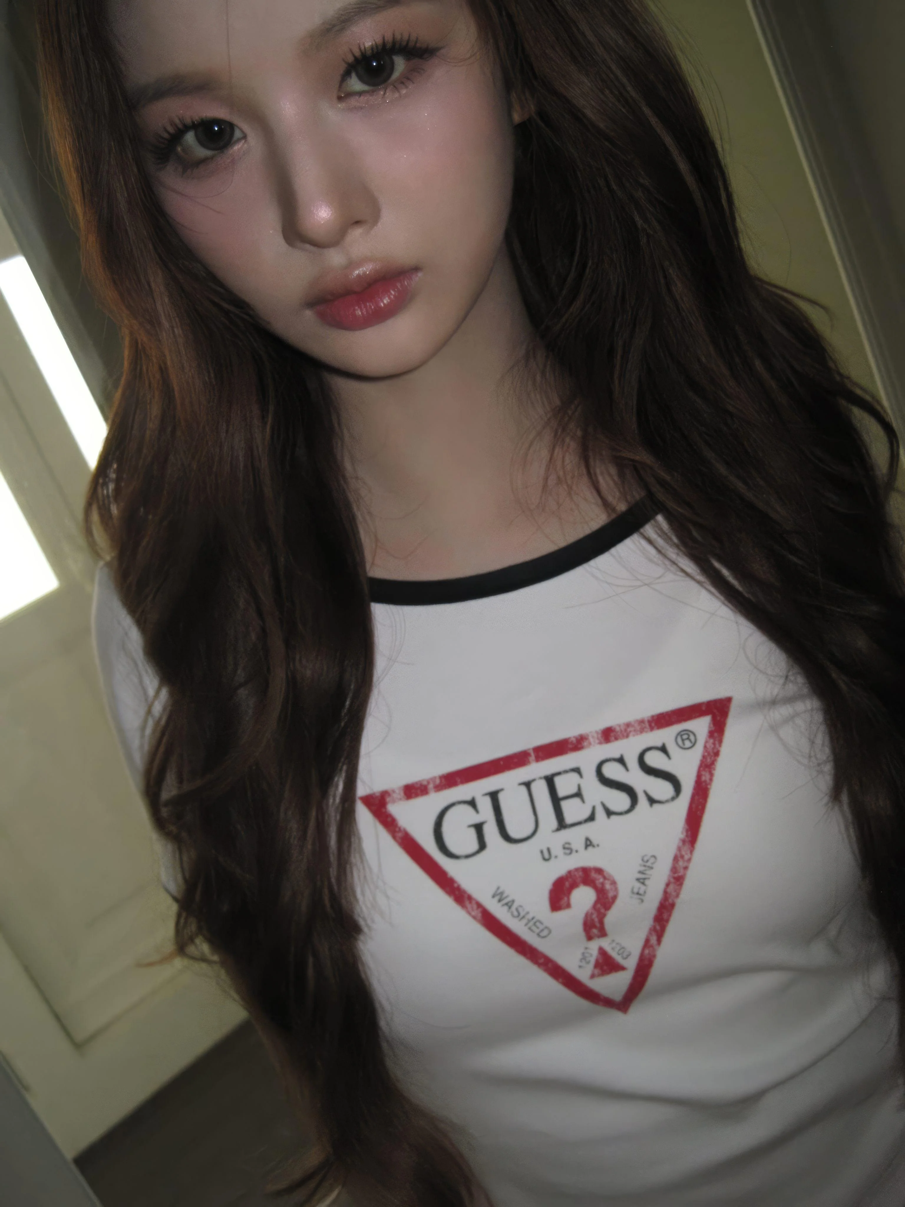 NMIXX Sullyoon picture 1 of 1