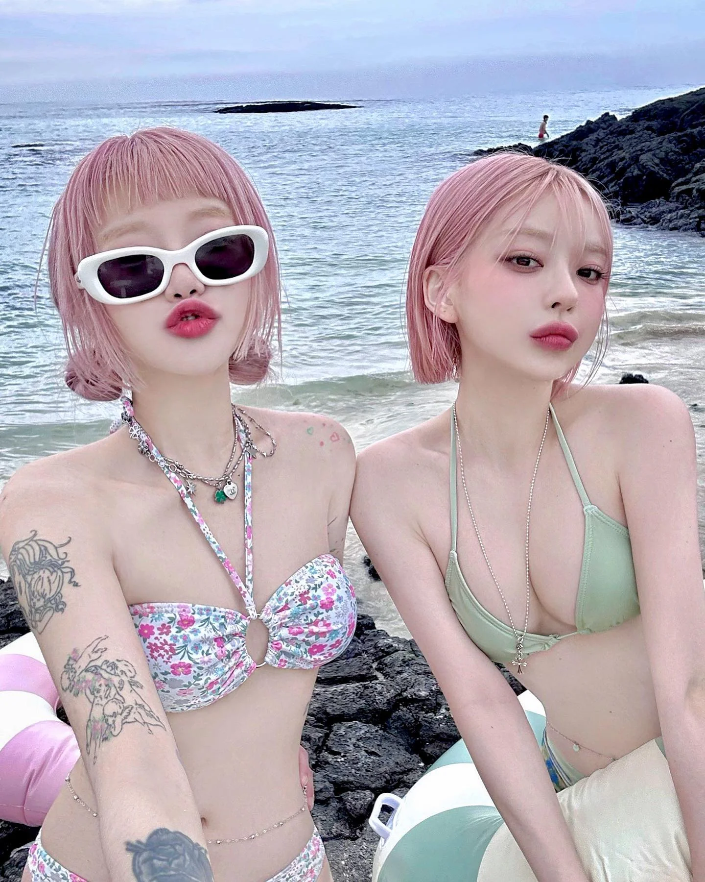 Cute blonde picture 1 of 18