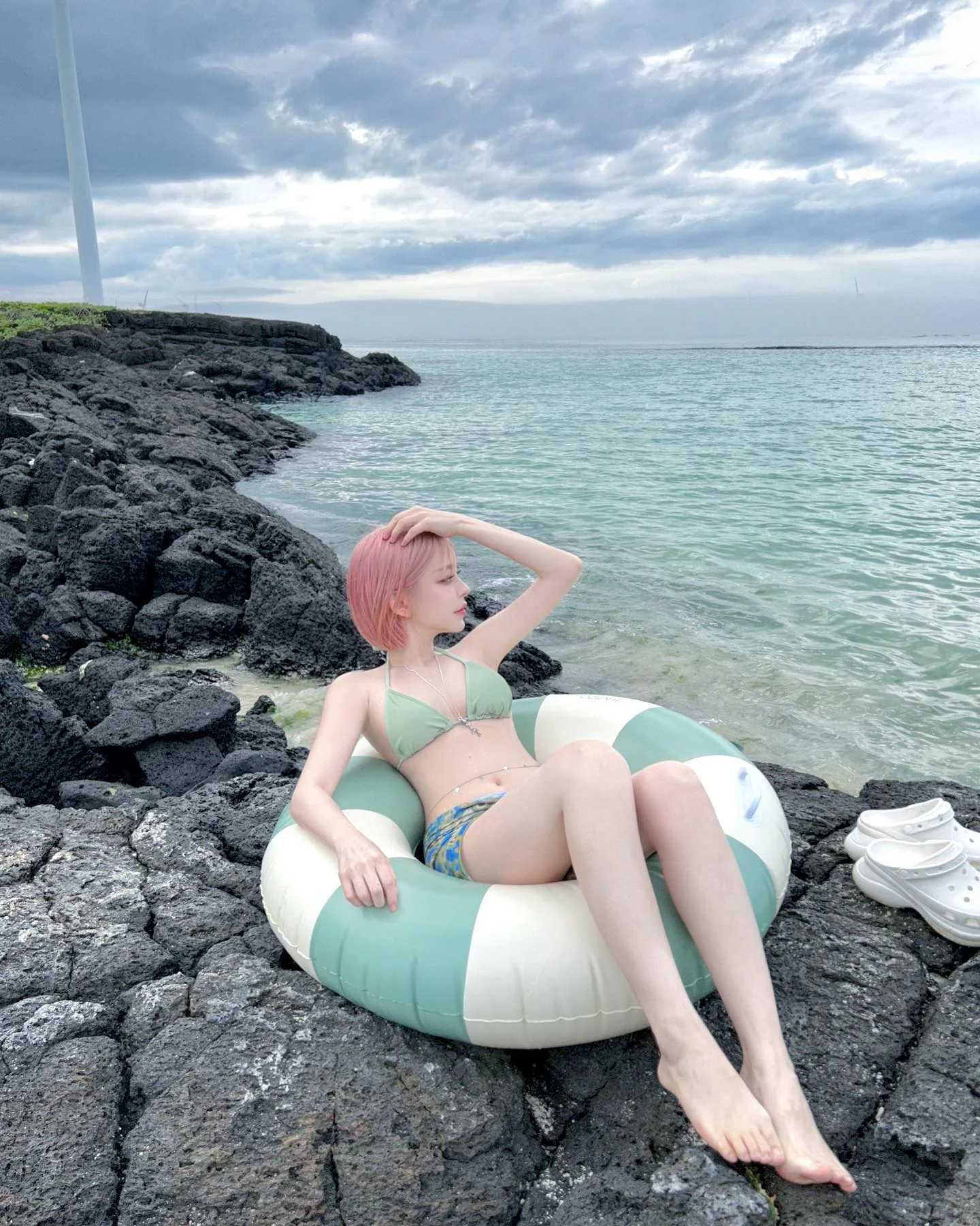 Cute blonde picture 4 of 18