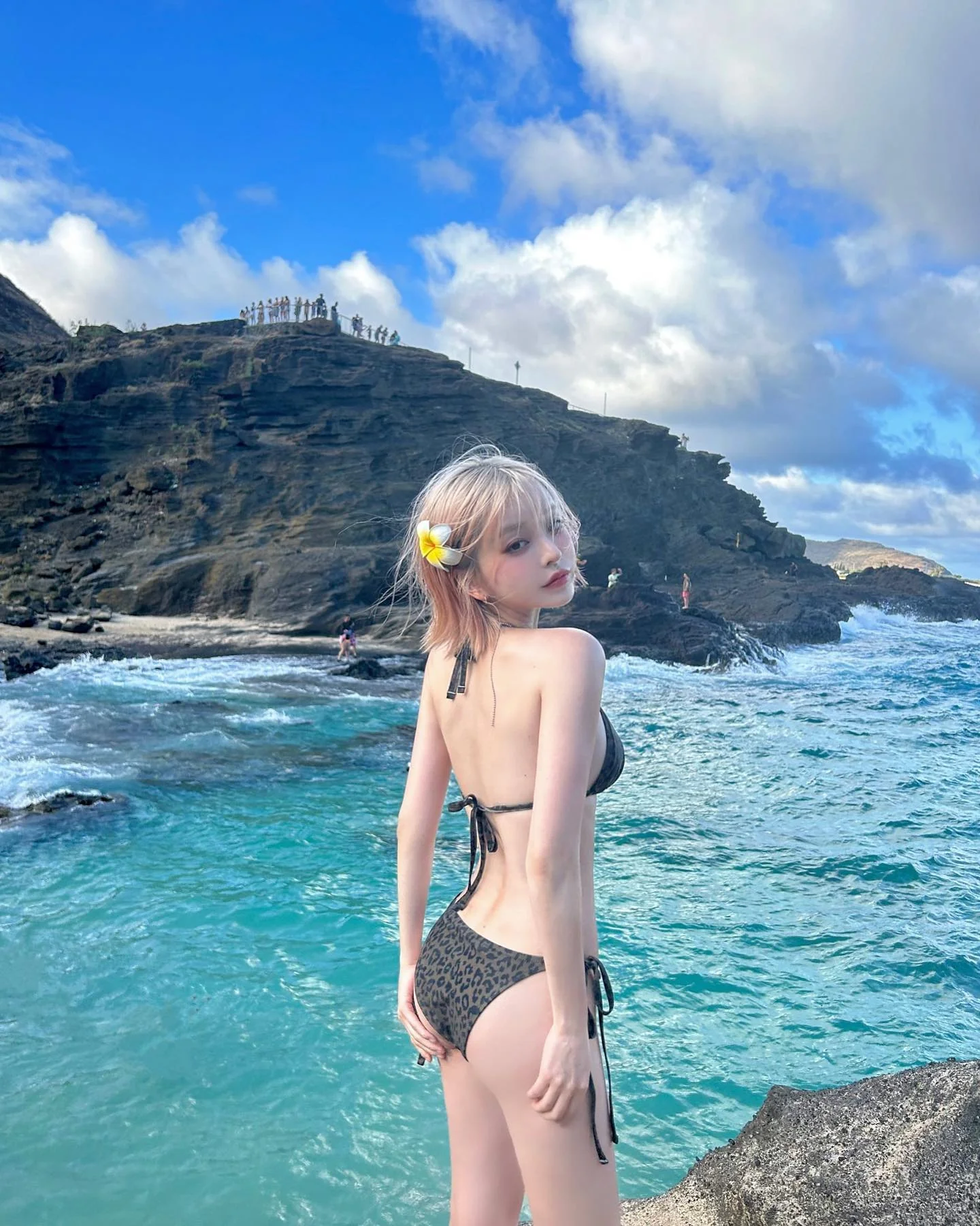 Cute blonde picture 10 of 18