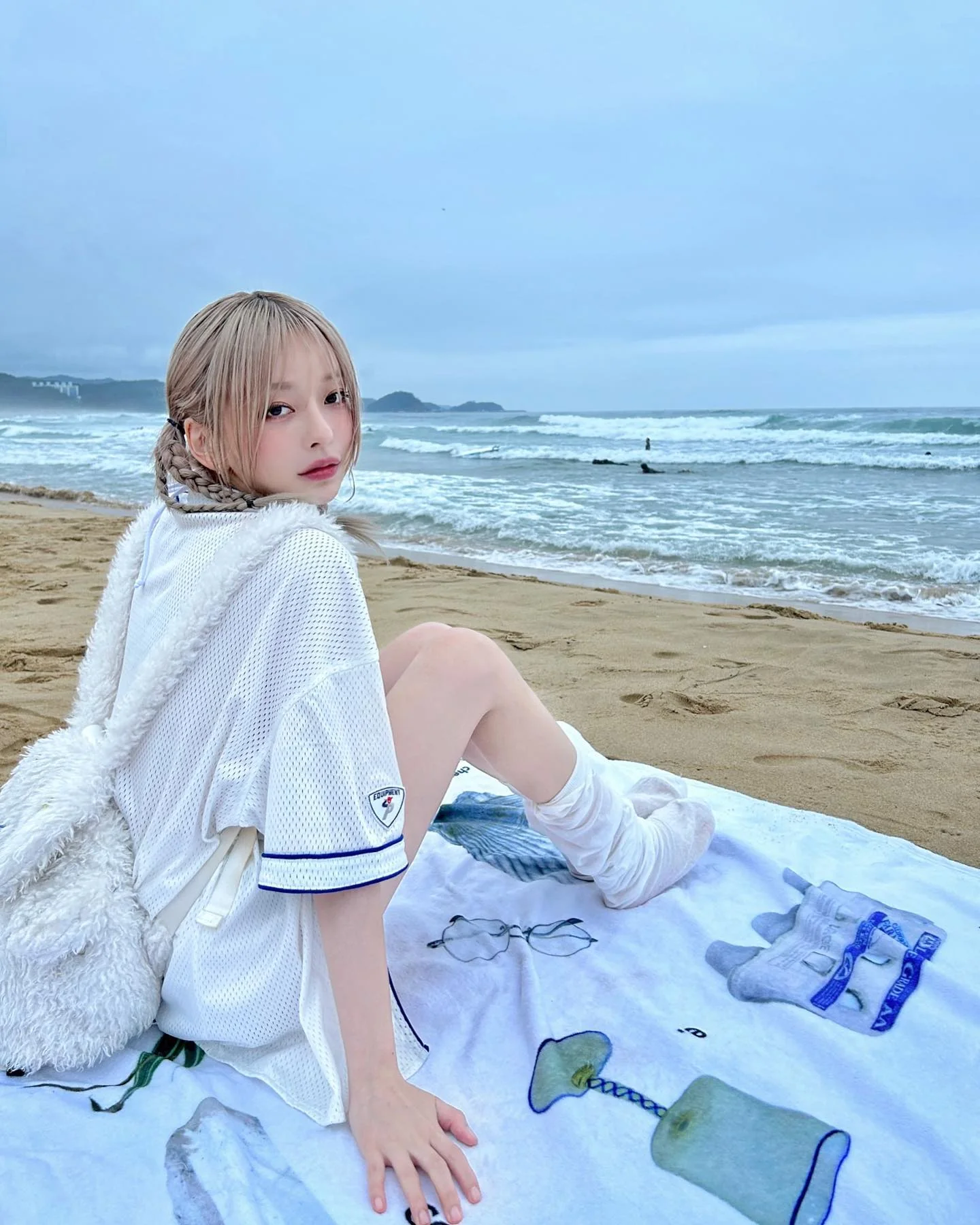 Cute blonde picture 15 of 18