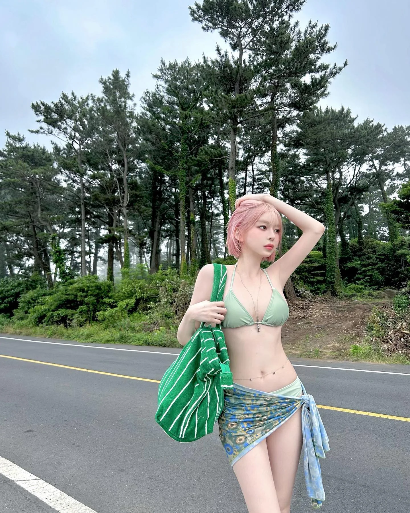 Cute blonde picture 17 of 18