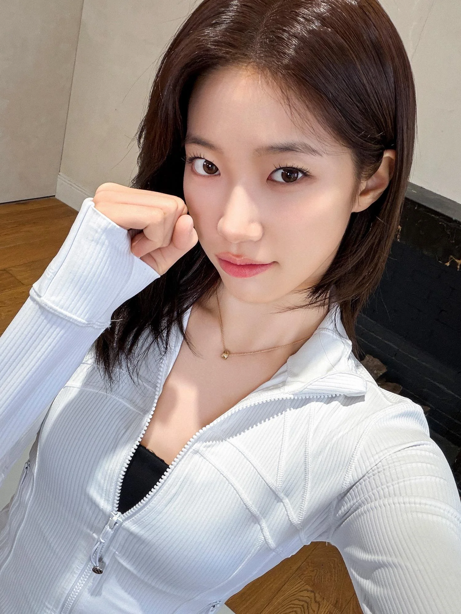 LE SSERAFIM - Kazuha picture 1 of 1