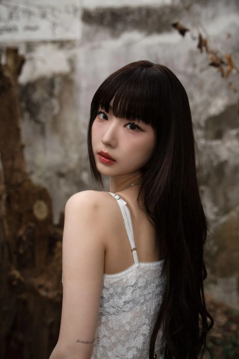 Yeojin picture 1 of 1