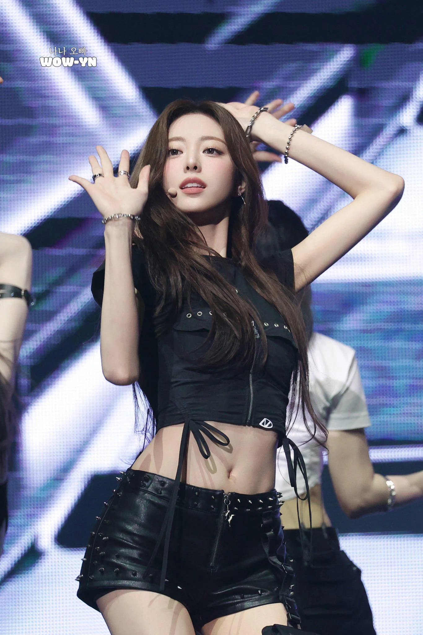 ITZY Yuna picture 1 of 1