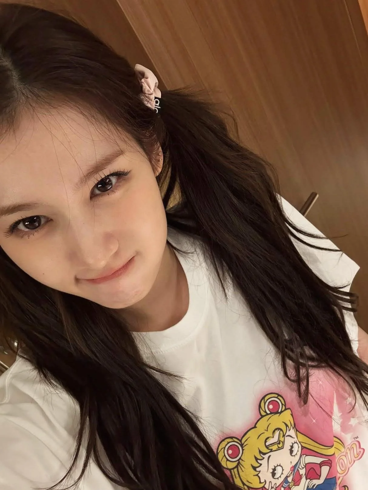 Sana - TWICE picture 1 of 1