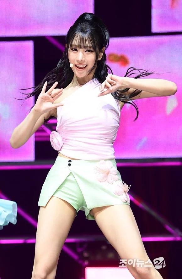 Natty picture 3 of 3