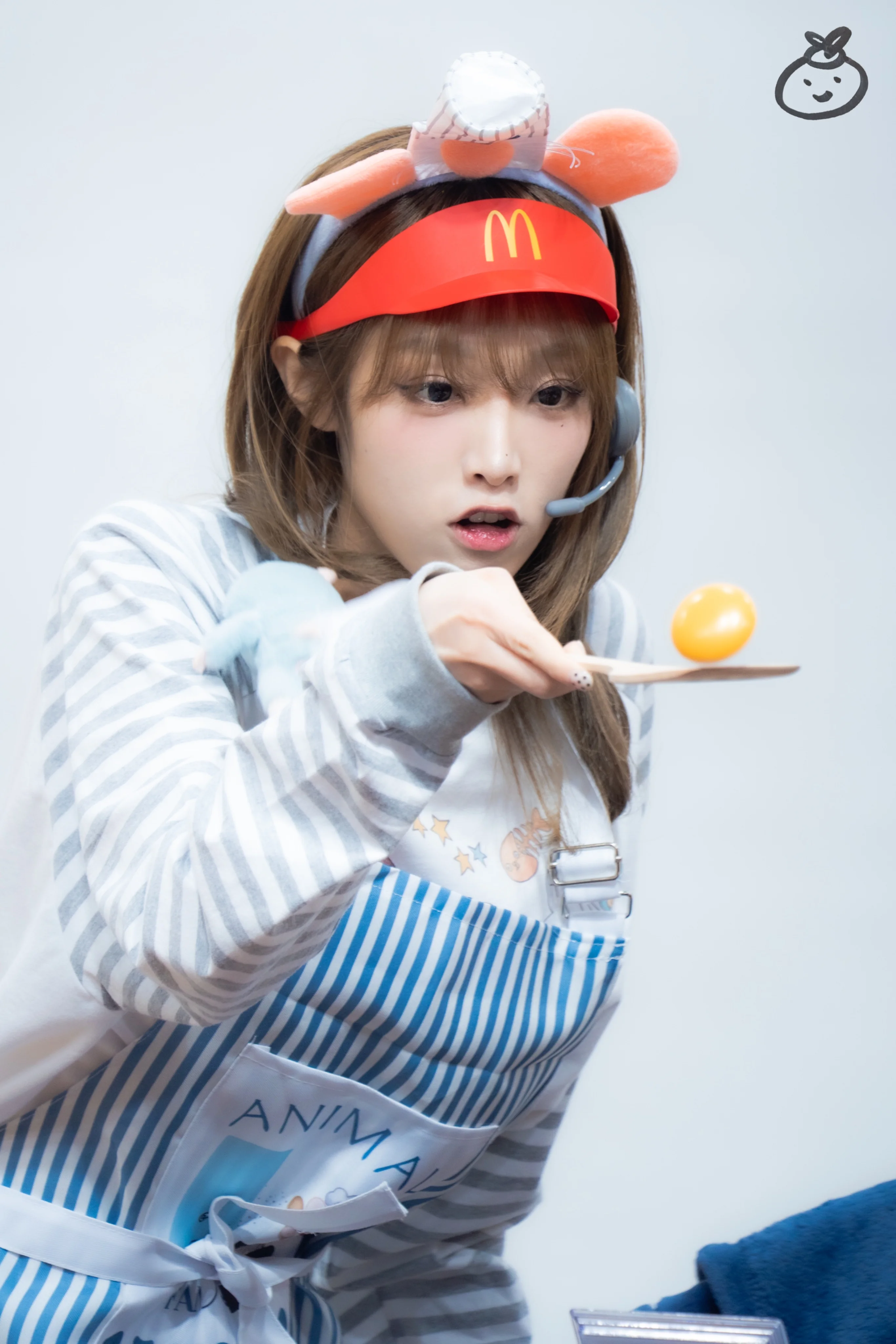 Choi Yena picture 1 of 5
