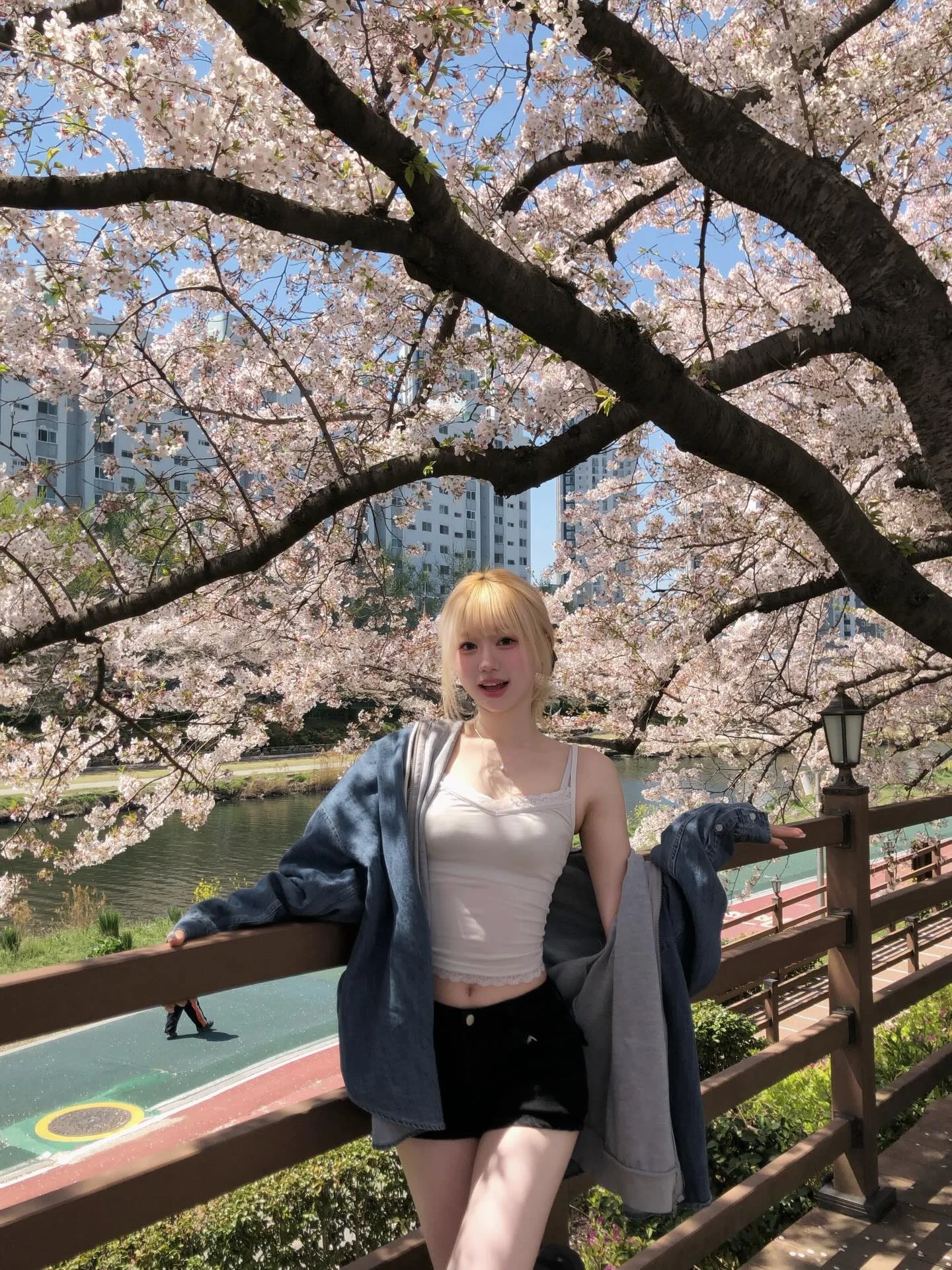 Cute blonde picture 3 of 10