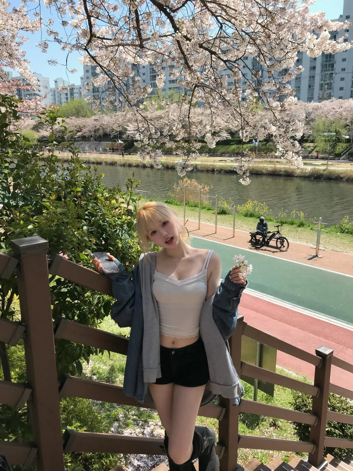 Cute blonde picture 5 of 10