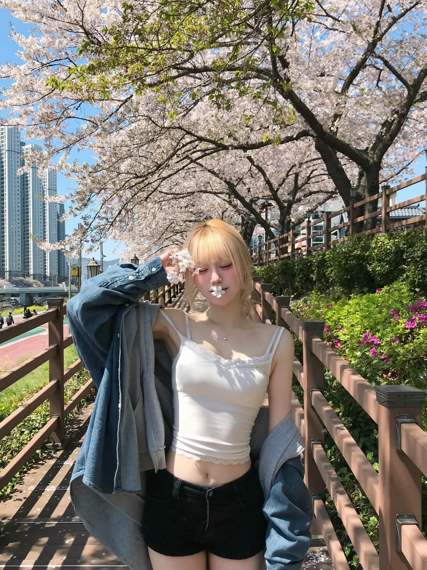 Cute blonde picture 9 of 10