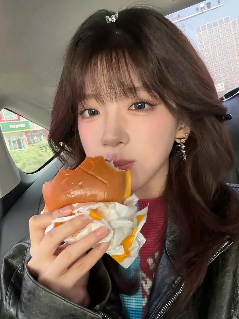 Ex-Gen1es - Qiao Yiyu picture 6 of 6