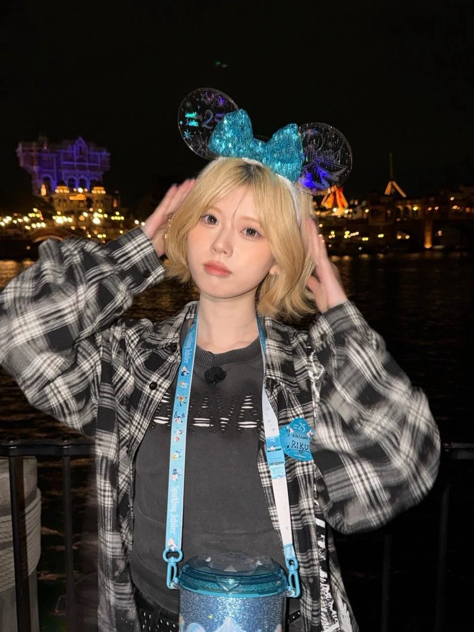 NiziU - Riku picture 4 of 8