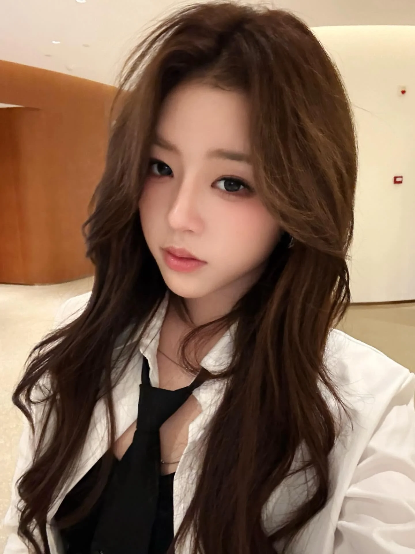 Ex-Gen1es - Emma picture 3 of 6