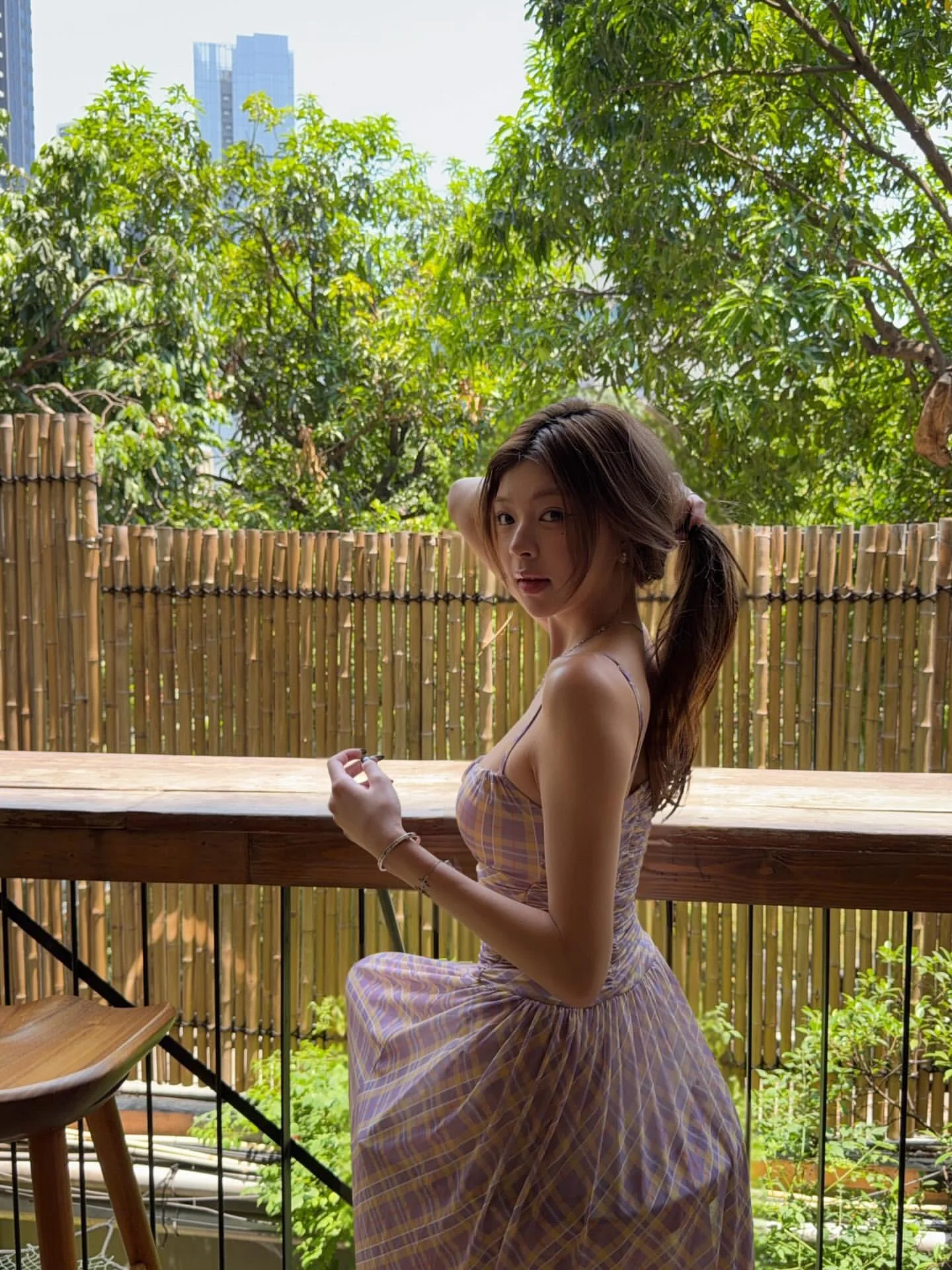 Ex-Gen1es - Elyn picture 4 of 8