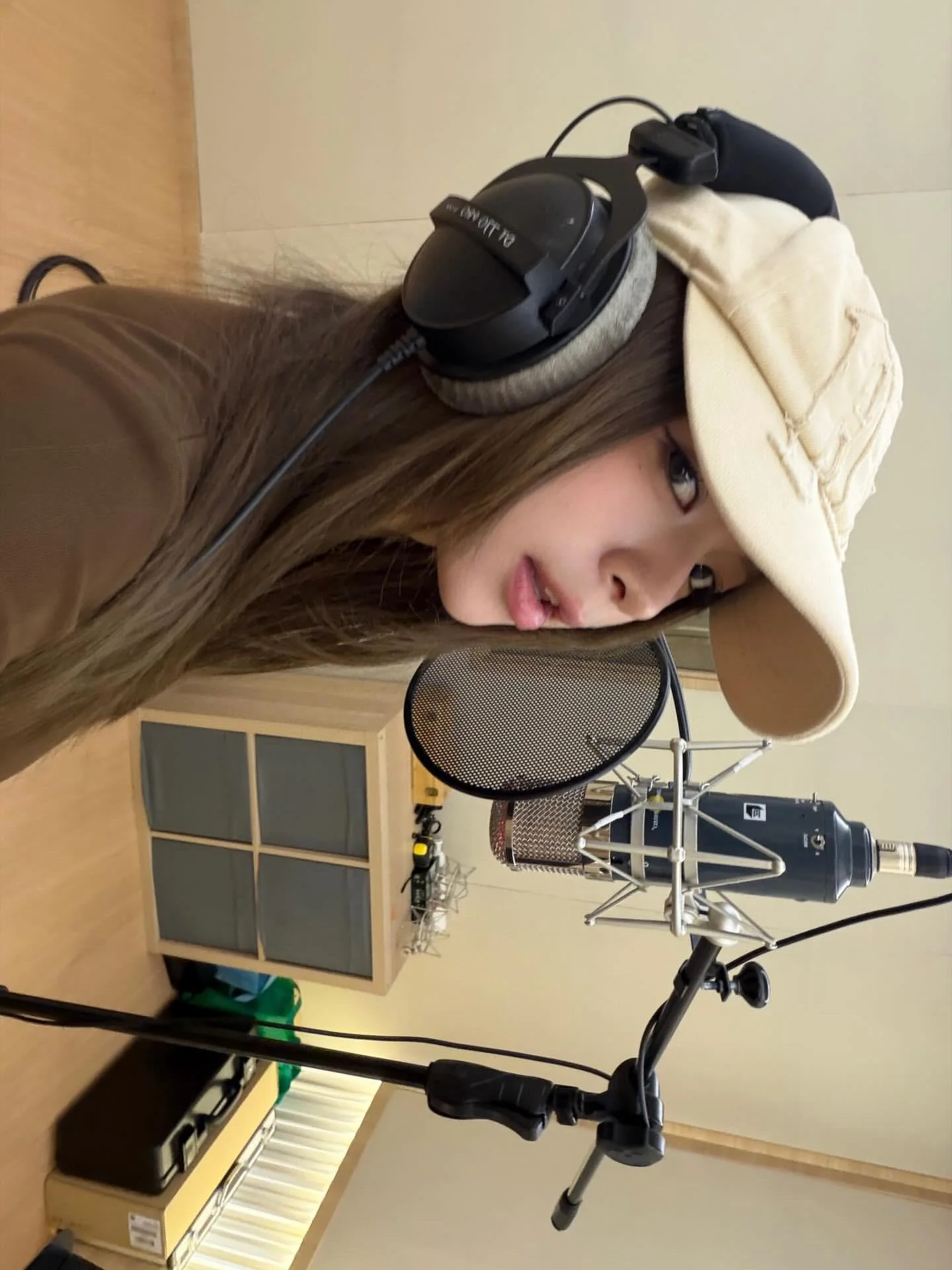 Ex-Gen1es - Elyn picture 7 of 8