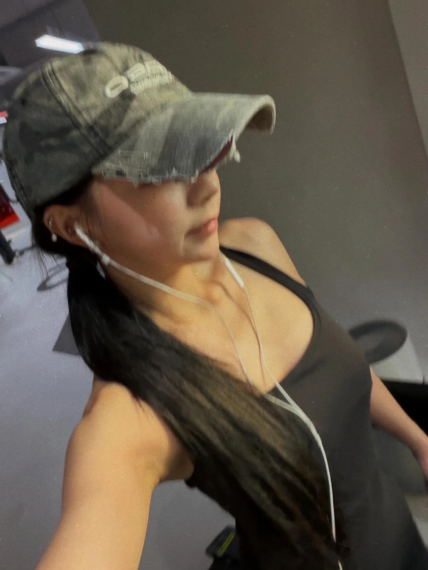 Ex-Gen1es - Elyn picture 8 of 8