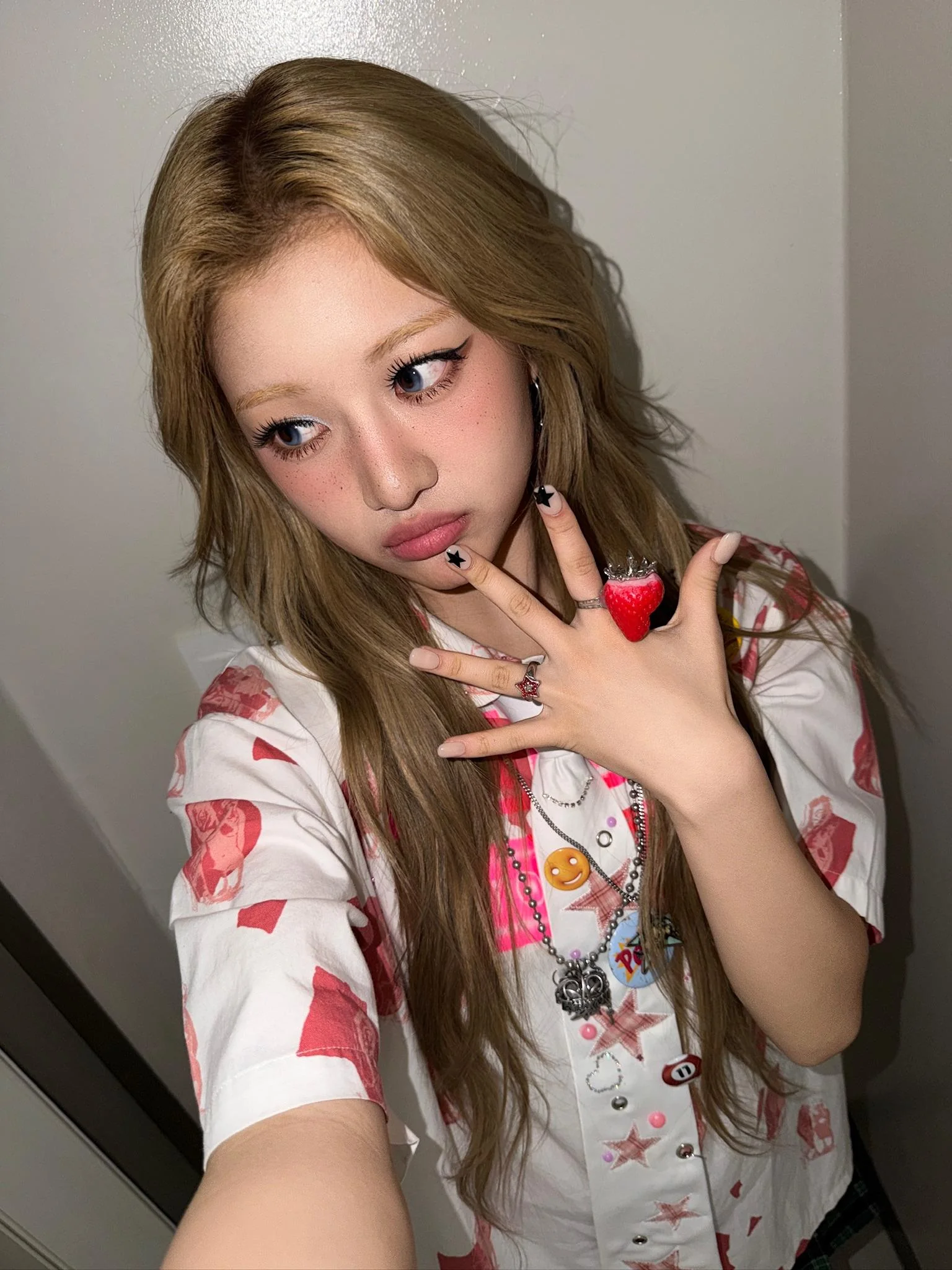 Unchild - Haeun picture 1 of 2