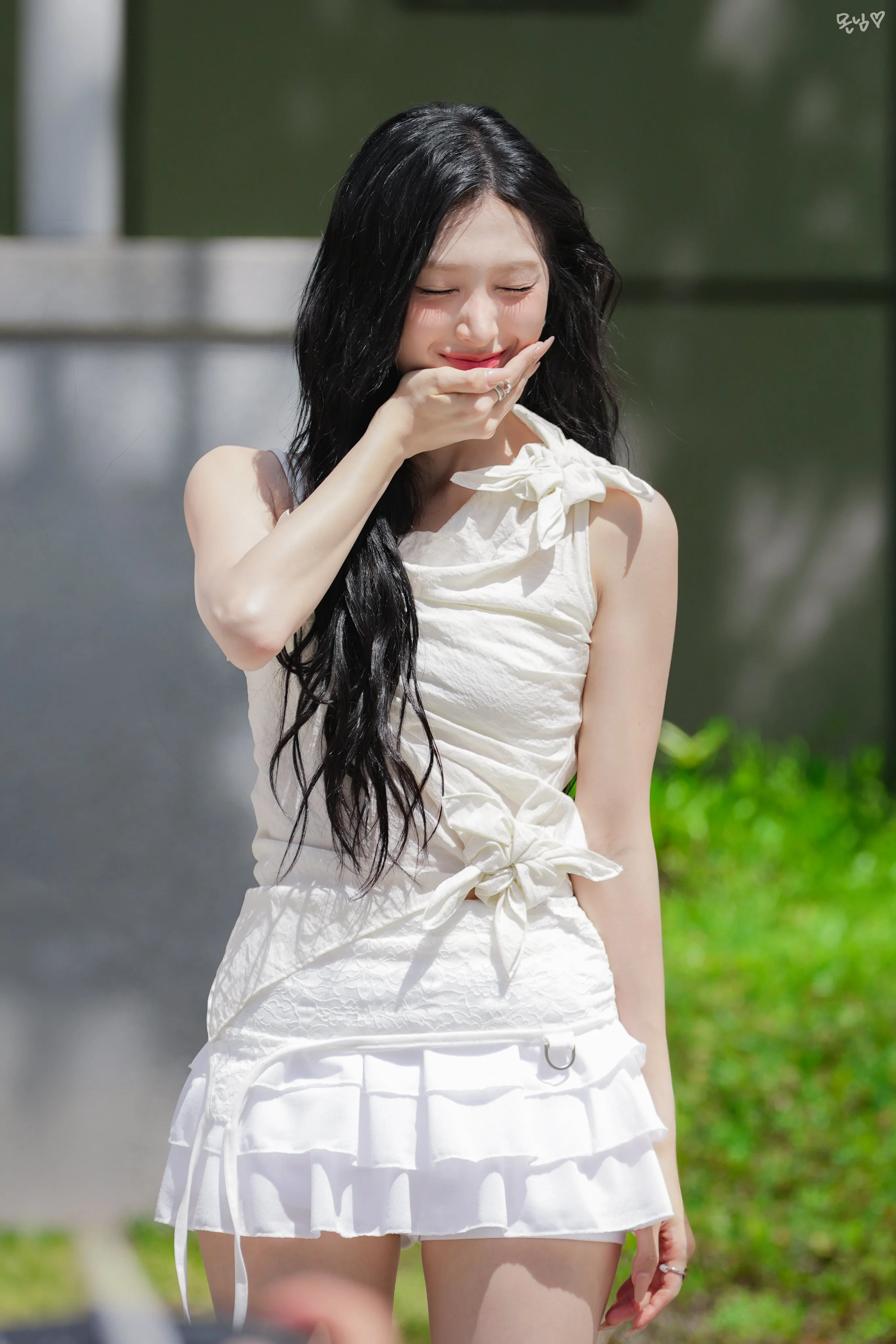 RESCENE Minami picture 4 of 4