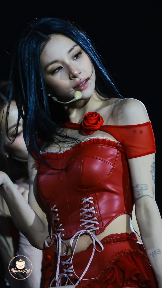 TWICE Chaeyoung picture 3 of 3