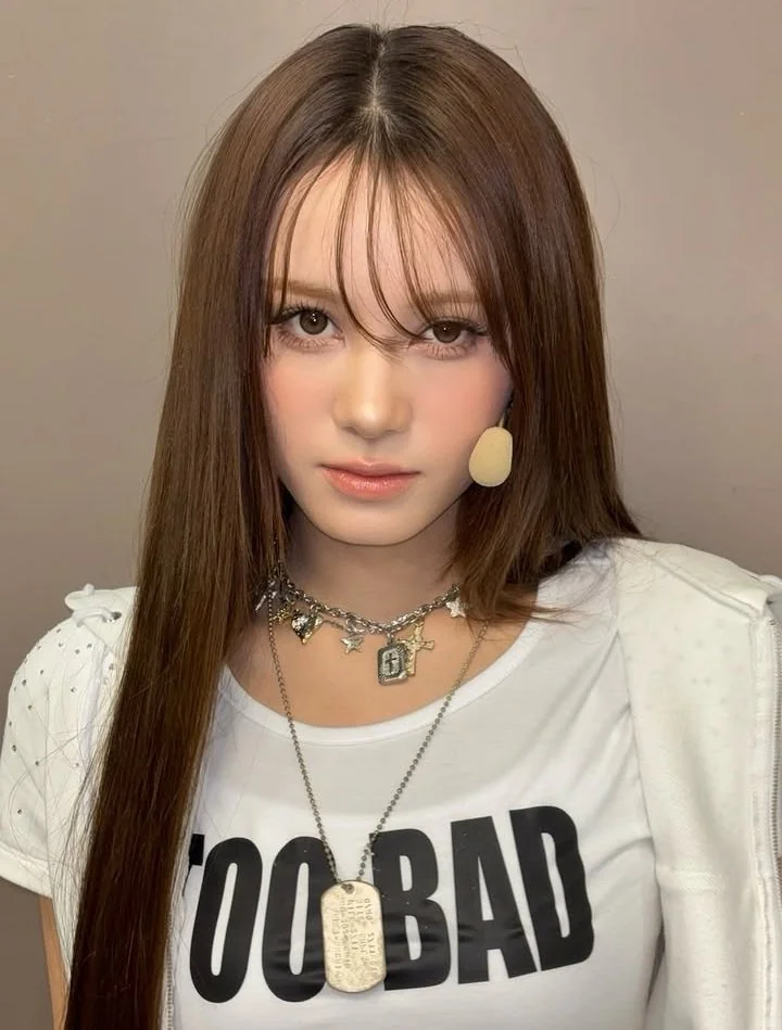 NiziU Nina picture 8 of 9