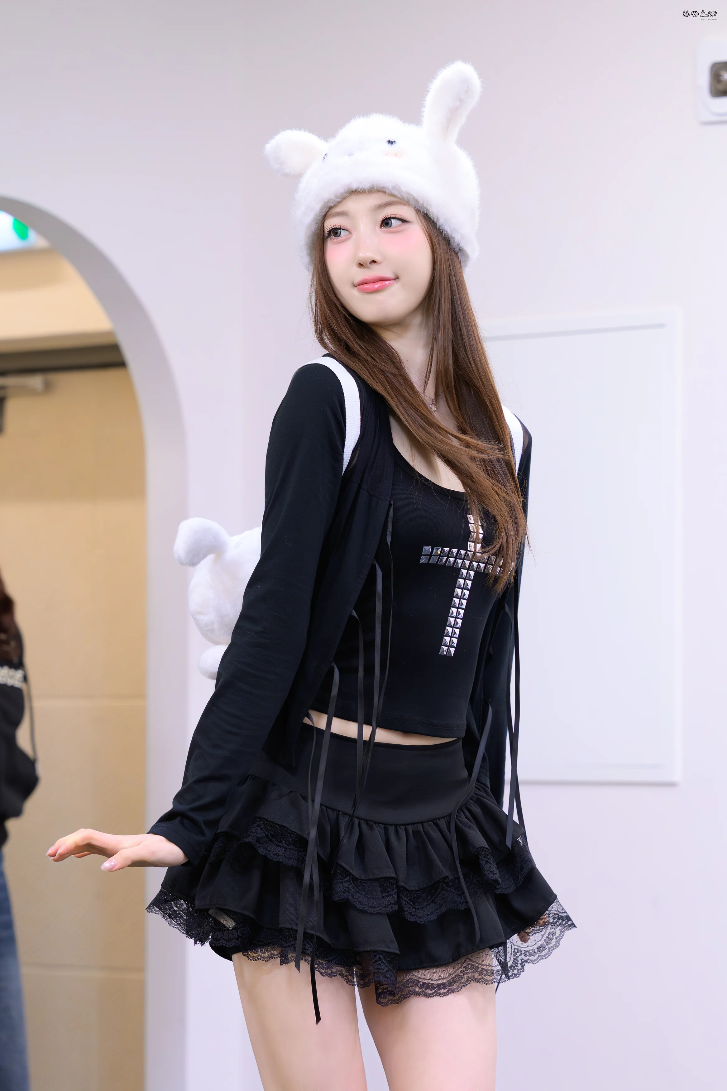 H1-KEY Riina picture 2 of 3