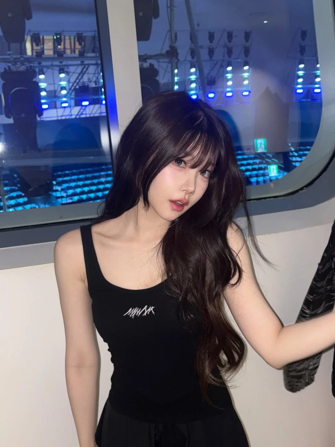 CLASSy Chaewon picture 2 of 4