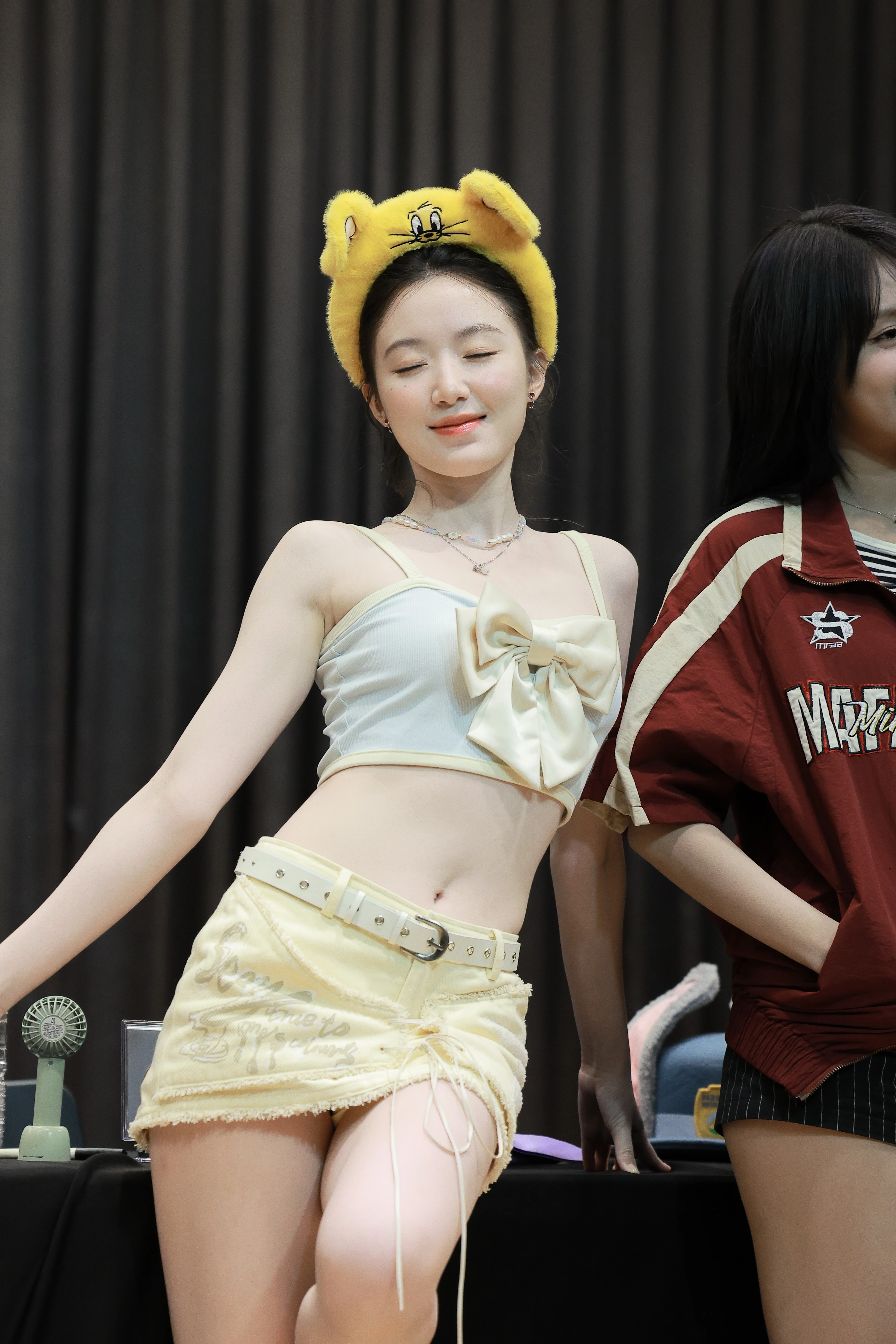 Shuhua picture 1 of 3