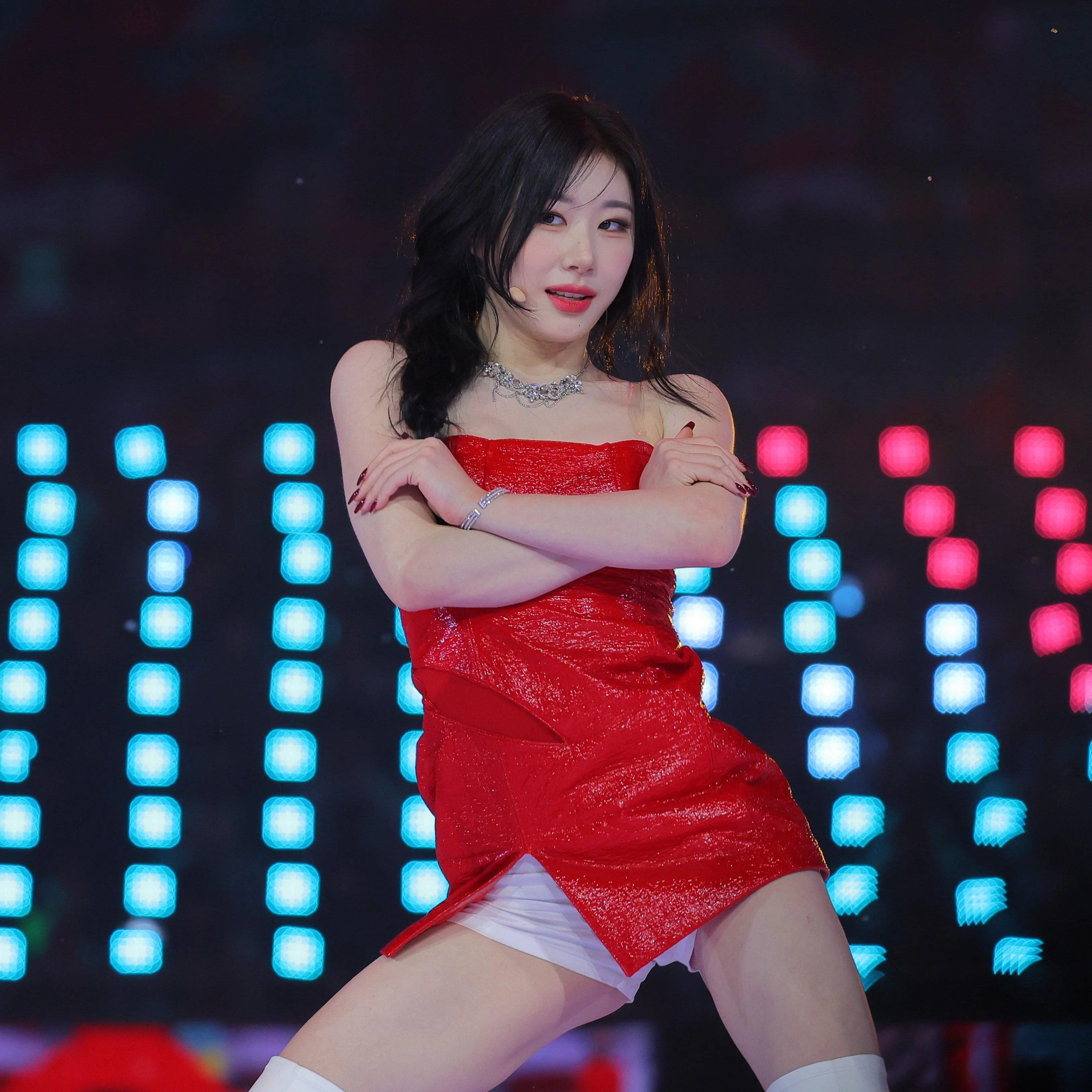 ITZY Chaeryeong picture 1 of 1
