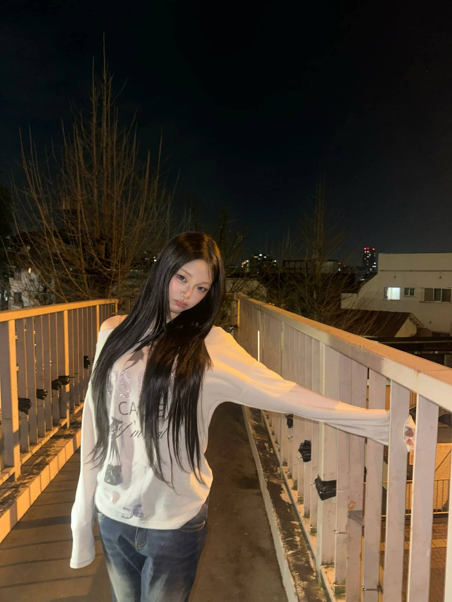 CLASSy Boeun picture 1 of 3