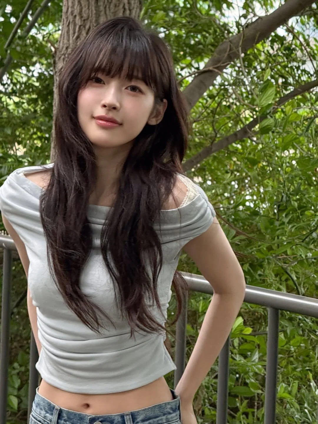Oh My Girl - Arin picture 1 of 8