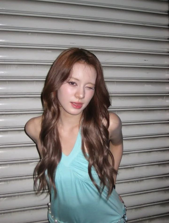 NiziU Nina picture 7 of 7
