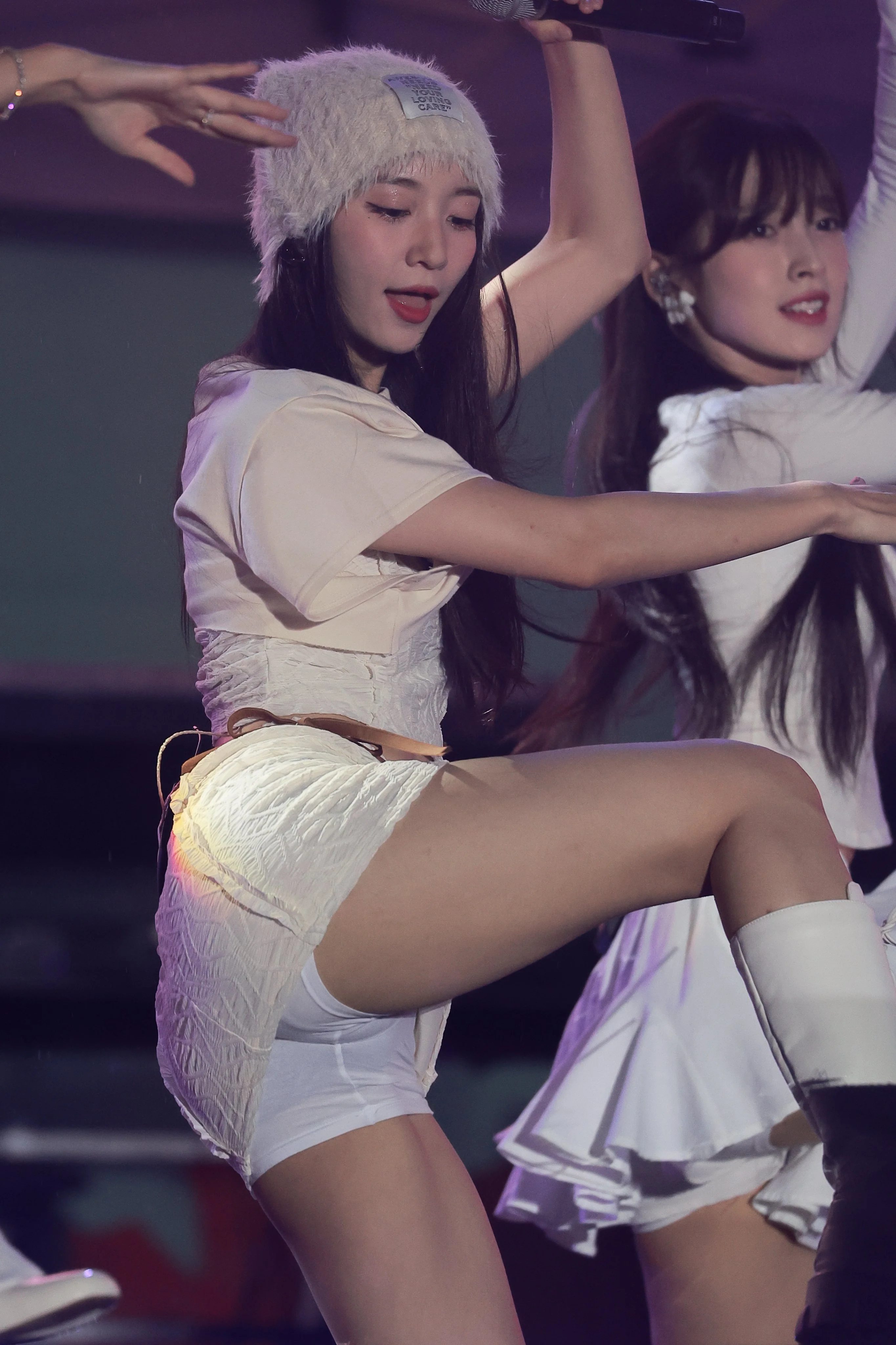 Oh My Girl Yubin picture 3 of 3