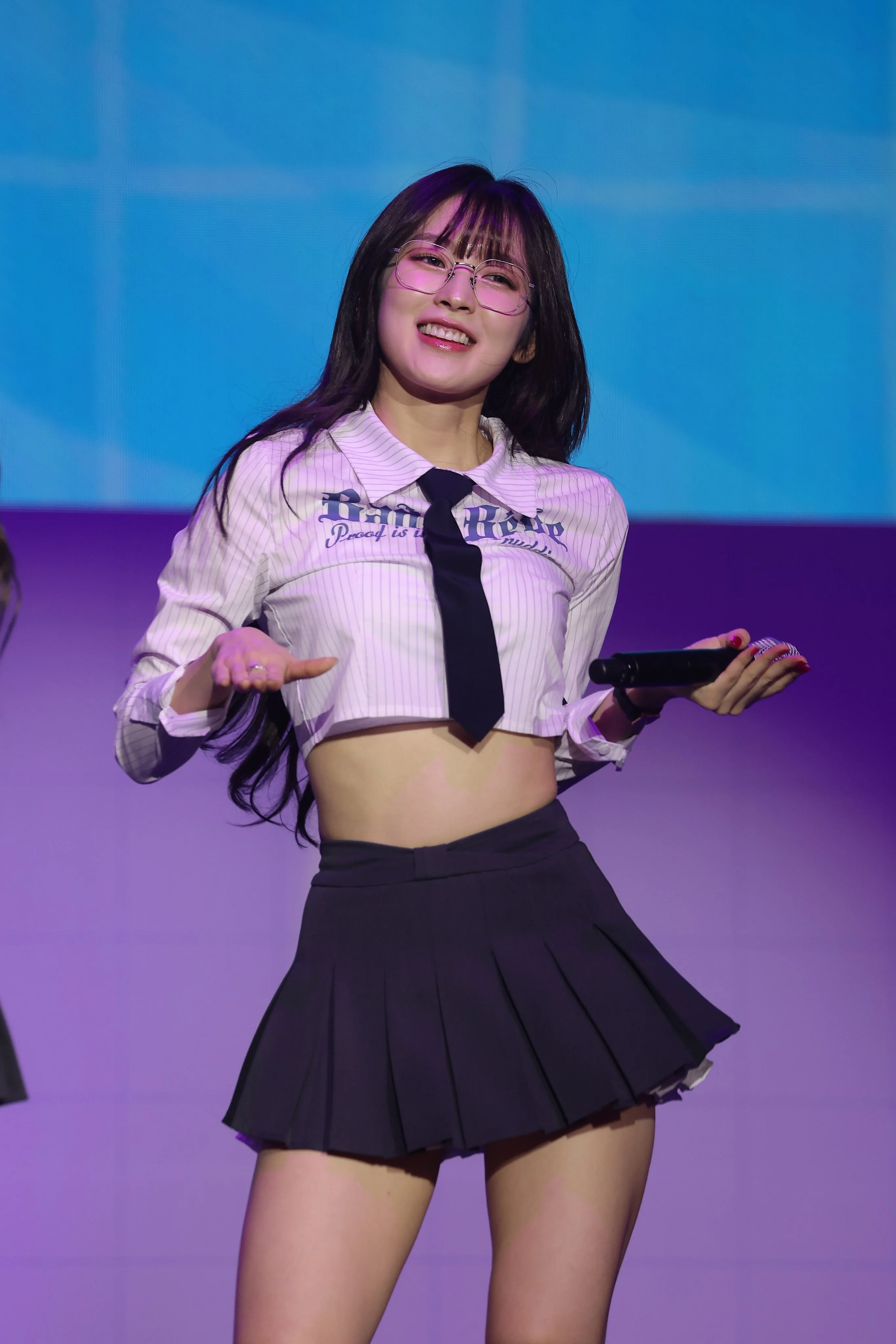 Arin picture 1 of 3