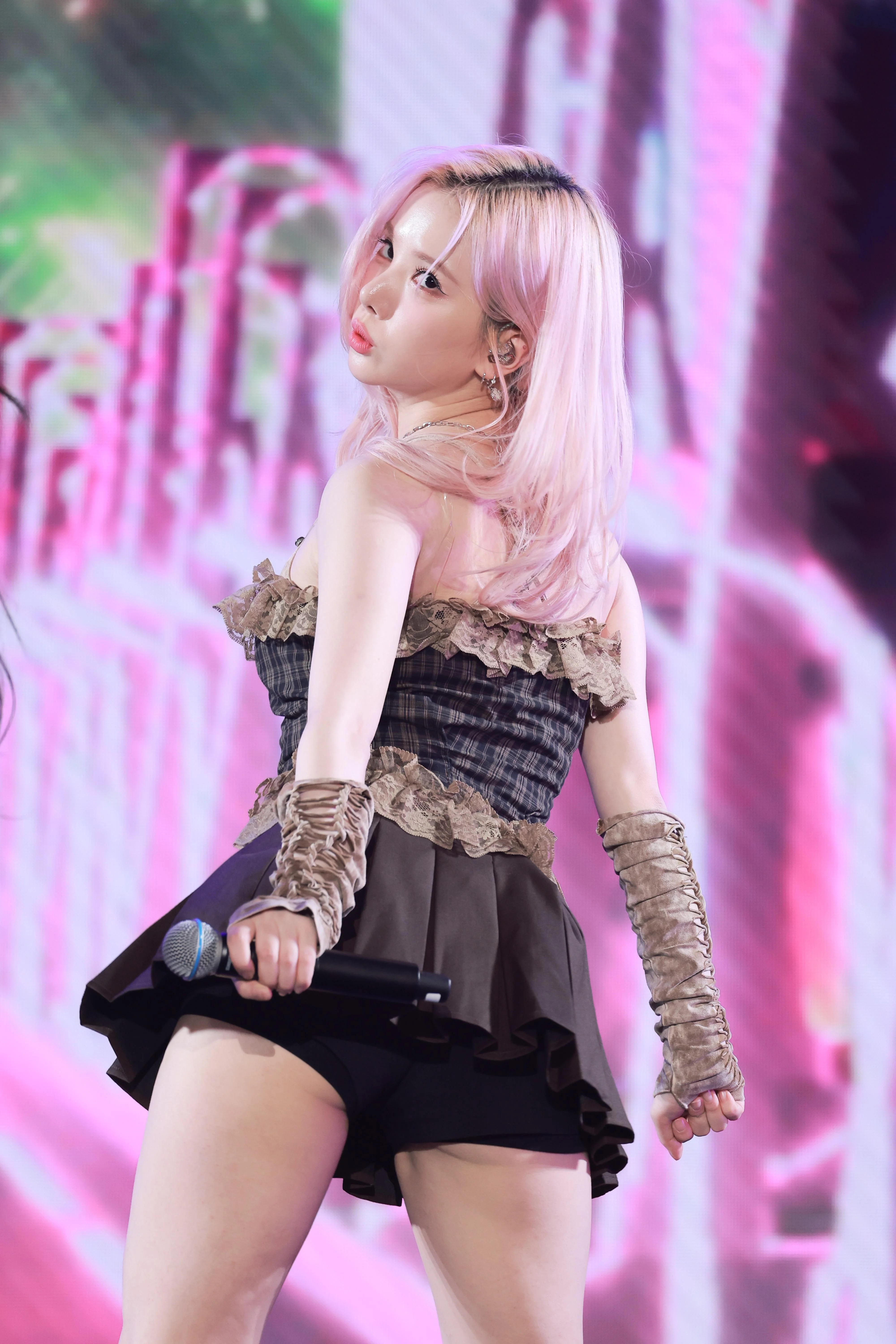 VIVIZ Eunha picture 1 of 1