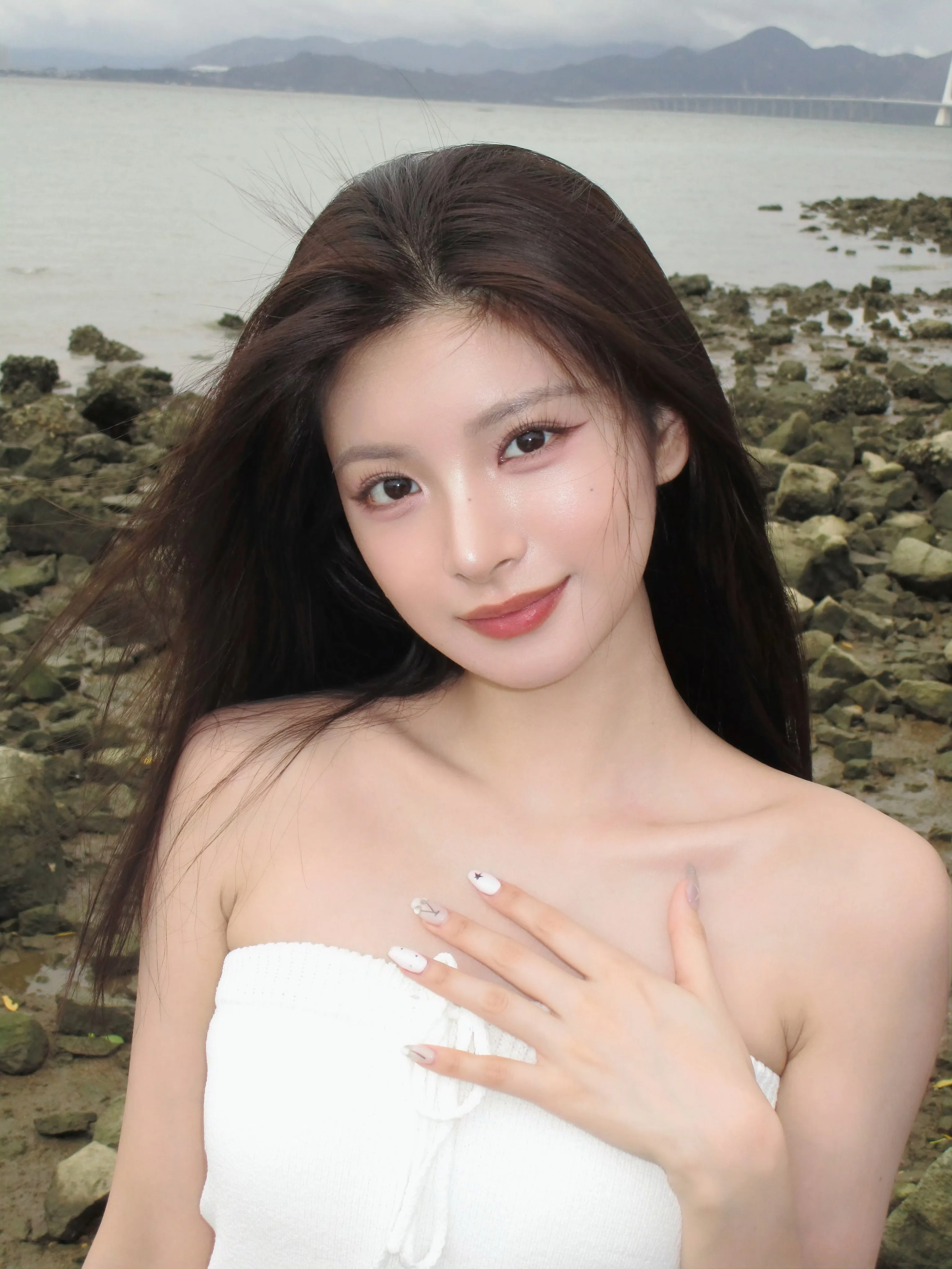 Yiren picture 3 of 5