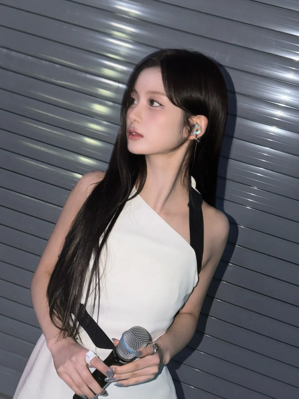 NMIXX Sullyoon picture 1 of 4