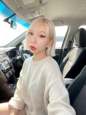 Quick car selfie'