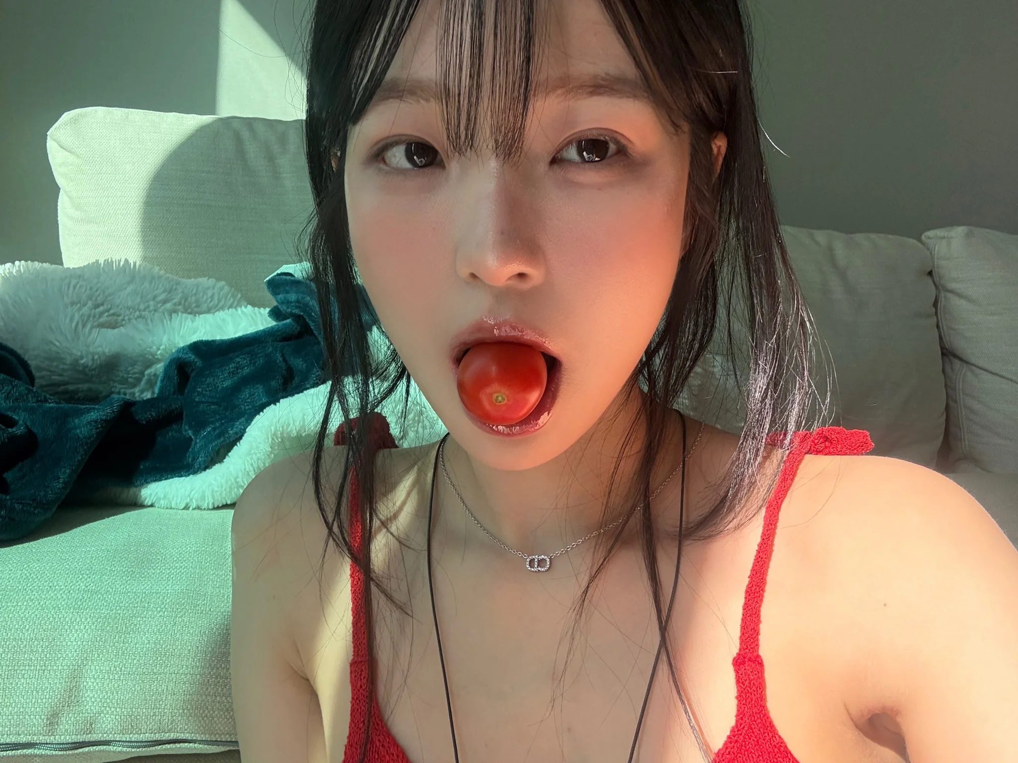 fromis_9 Jiheon picture 1 of 4