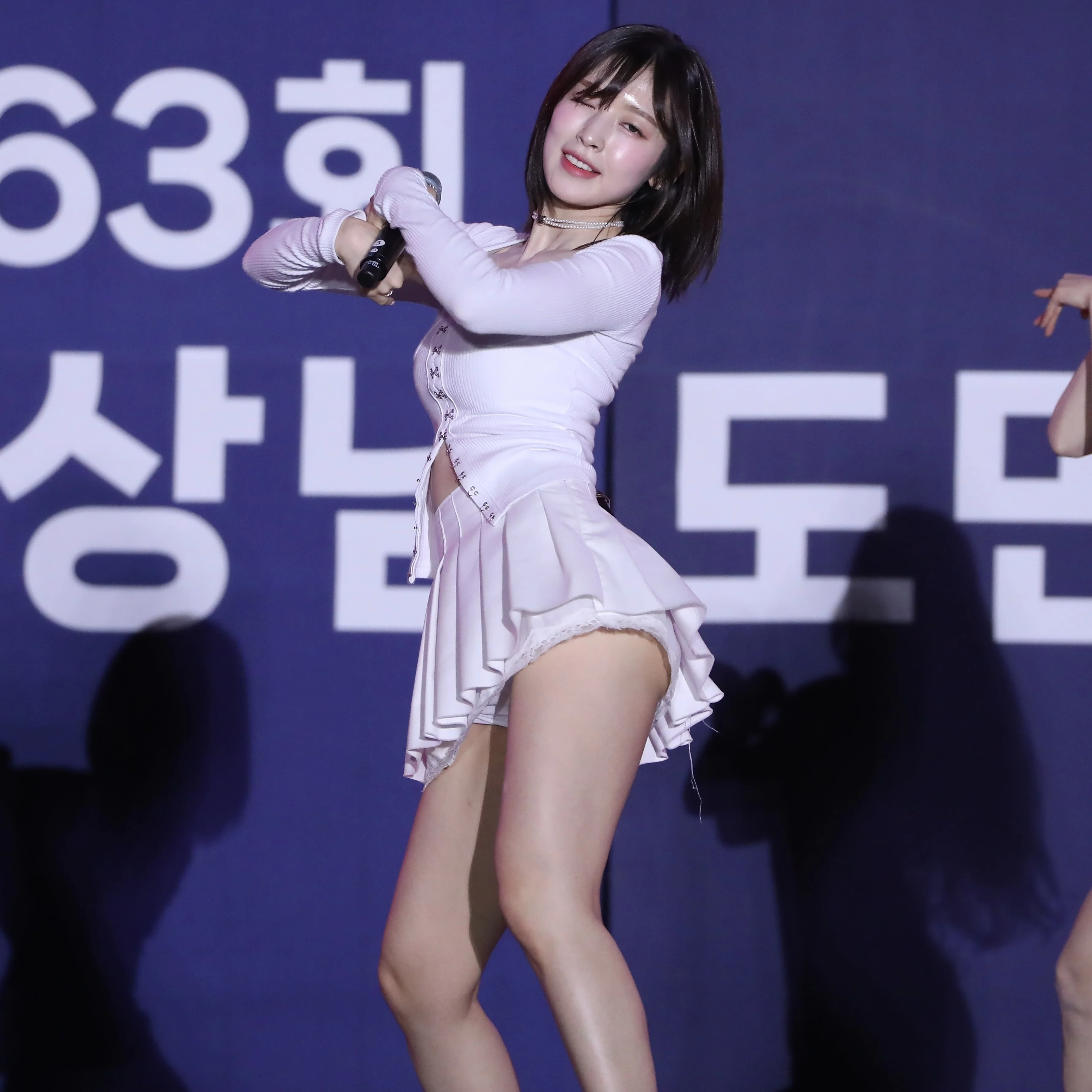 Arin picture 2 of 10