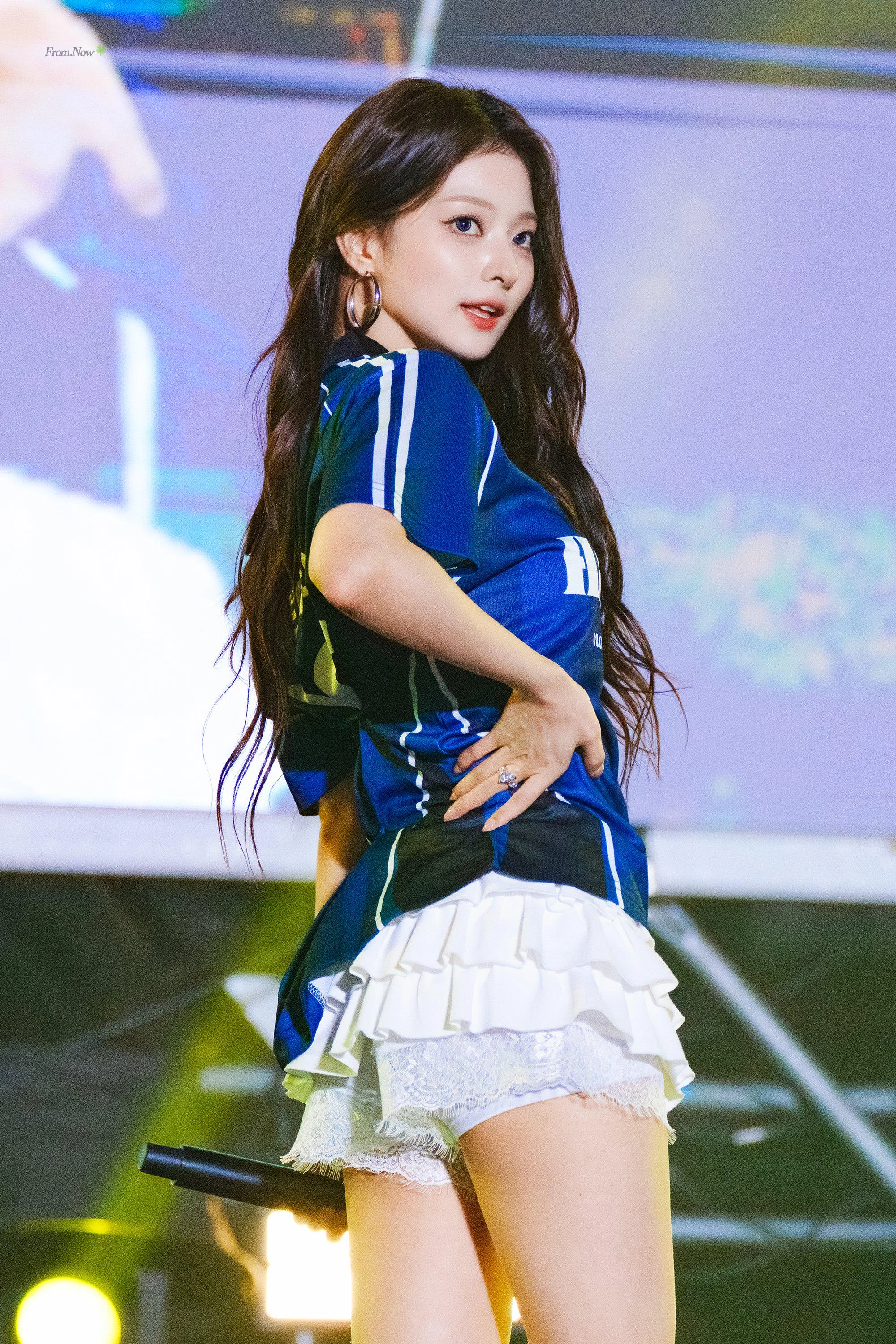 fromis_9 Nagyung picture 1 of 1
