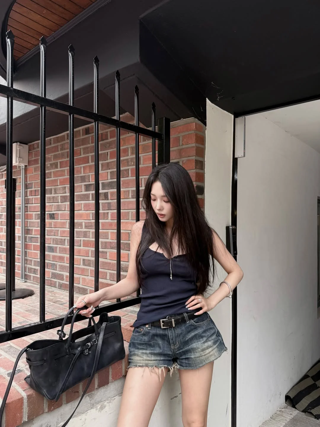 fromis_9 Jisun picture 1 of 4