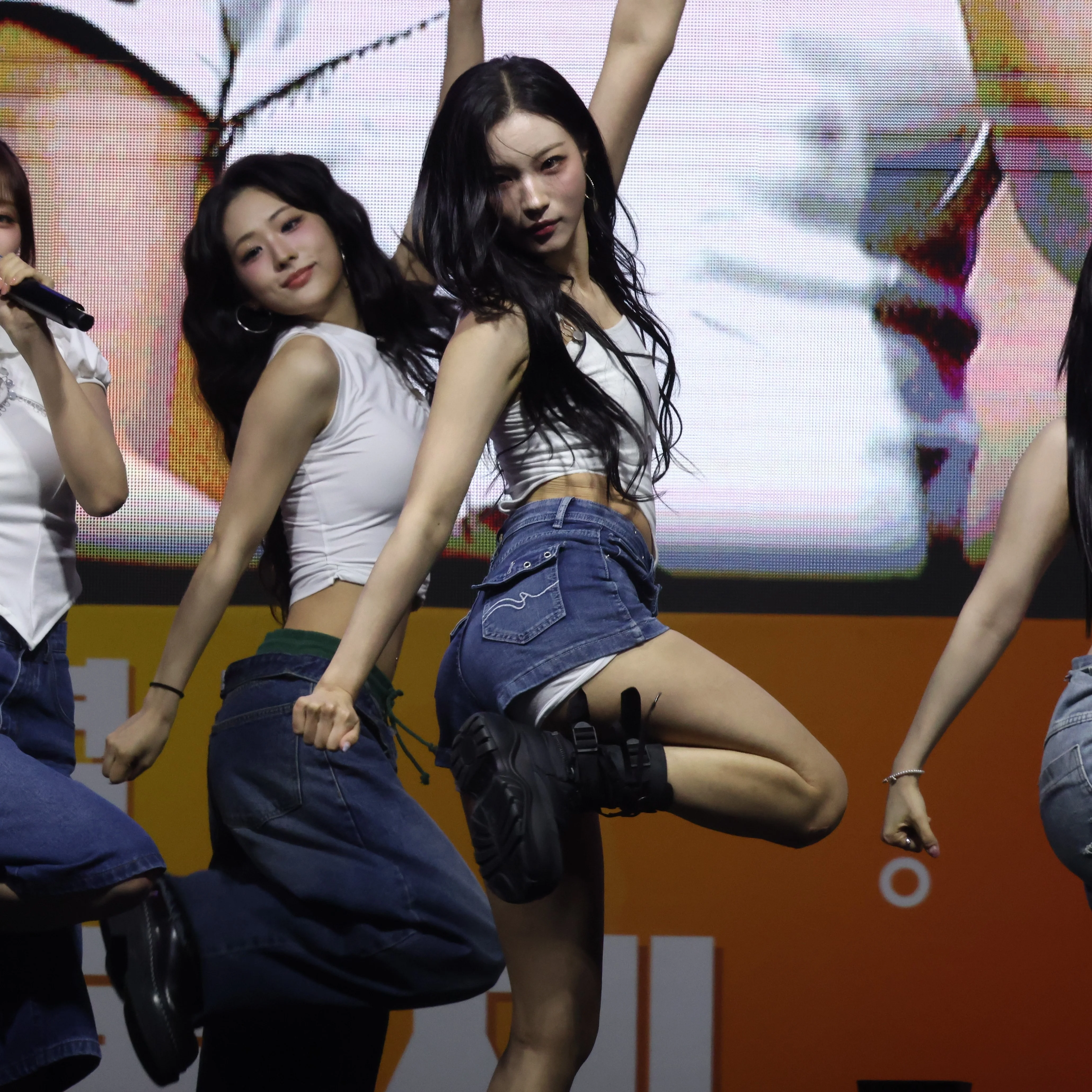 ICHILLIN Yeju picture 1 of 7