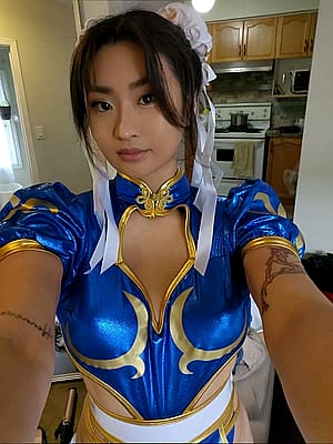 dressed up as chun li'