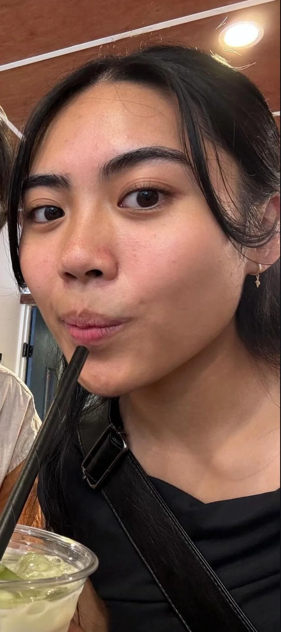 Perfect Filipina face picture 1 of 1